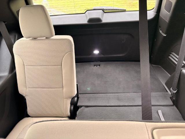 Used 2023 Chevrolet Traverse LS w/ Safety Package image 31