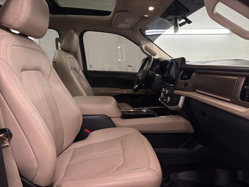 Certified 2023 Ford Expedition Limited RWD image 31
