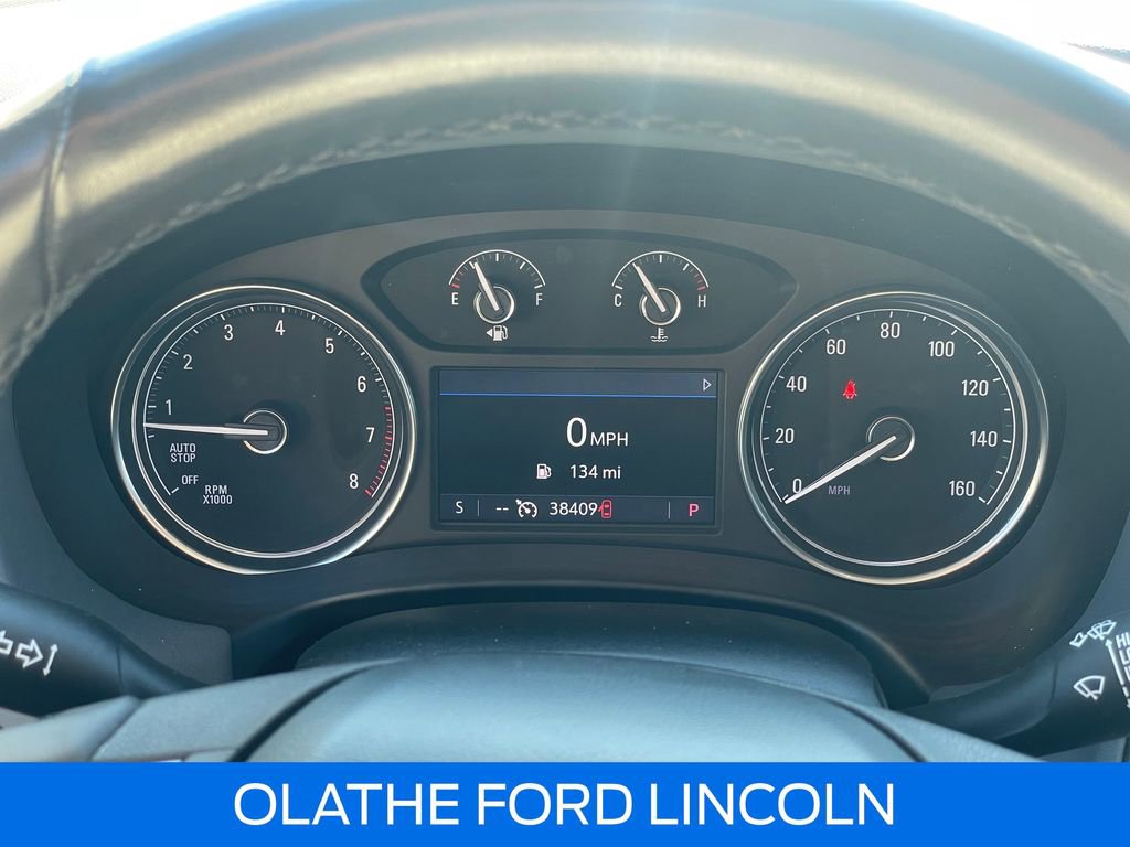 Used 2020 Buick Enclave Essence image 16