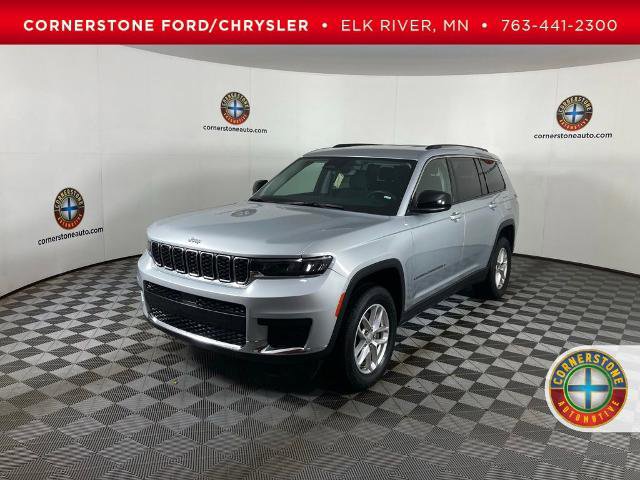 Used 2023 Jeep Grand Cherokee L Laredo image 1