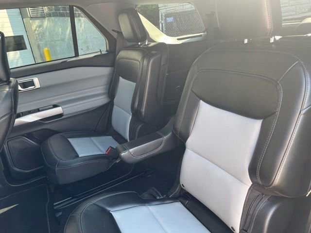 Certified 2023 Ford Explorer XLT w/ Equipment Group 202A AWD/4WD image 44