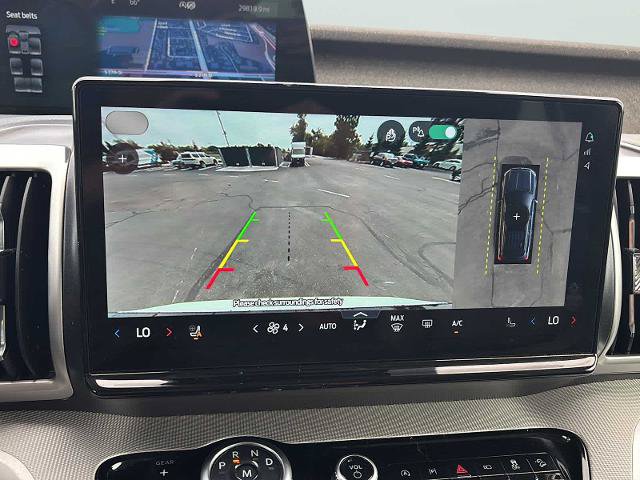Certified 2025 Ford Expedition Active AWD/4WD image 14