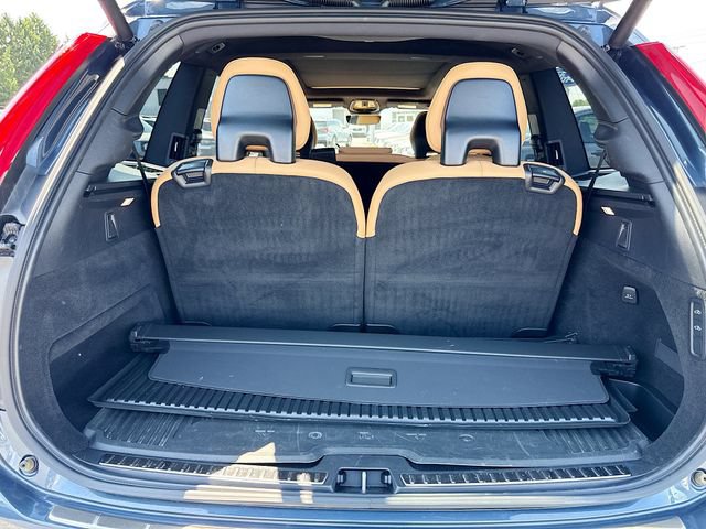 Used 2023 Volvo XC90 B6 Ultimate w/ Protection Package Premier AWD/4WD image 34