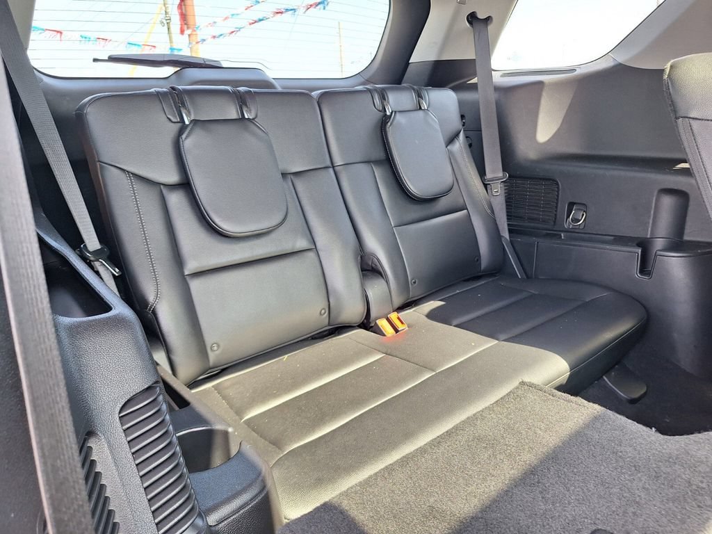 Certified 2020 Ford Explorer XLT w/ Equipment Group 202A RWD image 33