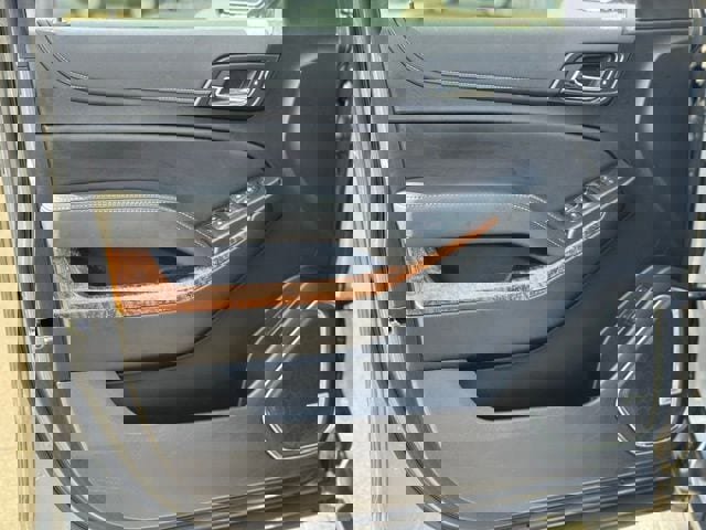 Used 2020 Chevrolet Tahoe Premier image 13