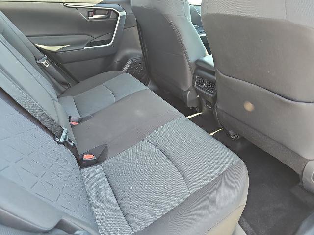 Used 2025 Toyota RAV4 XLE FWD image 11