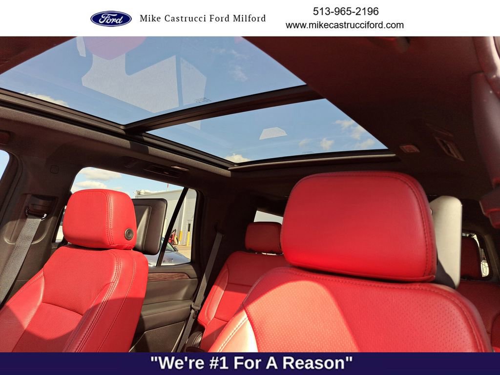 Used 2024 Chevrolet Tahoe Z71 w/ Luxury Package image 24