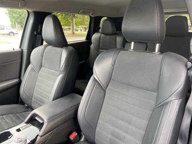Used 2025 Mitsubishi Outlander SE AWD/4WD image 11