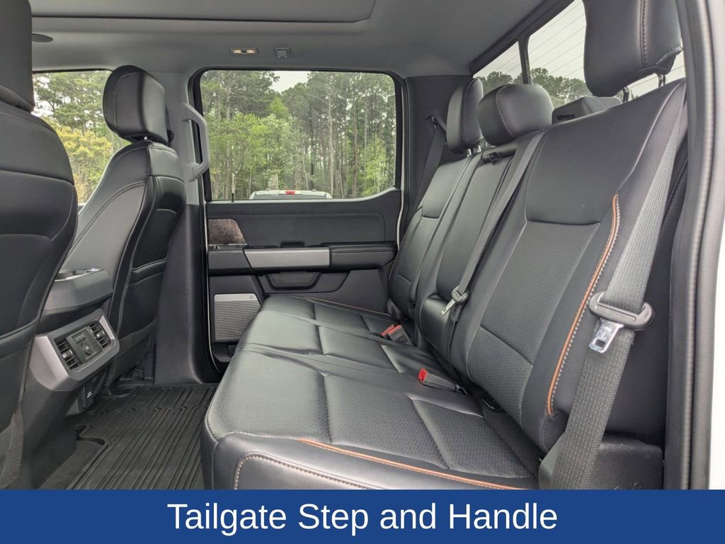 Certified 2025 Ford F450 Lariat w/ Lariat Ultimate Package image 18