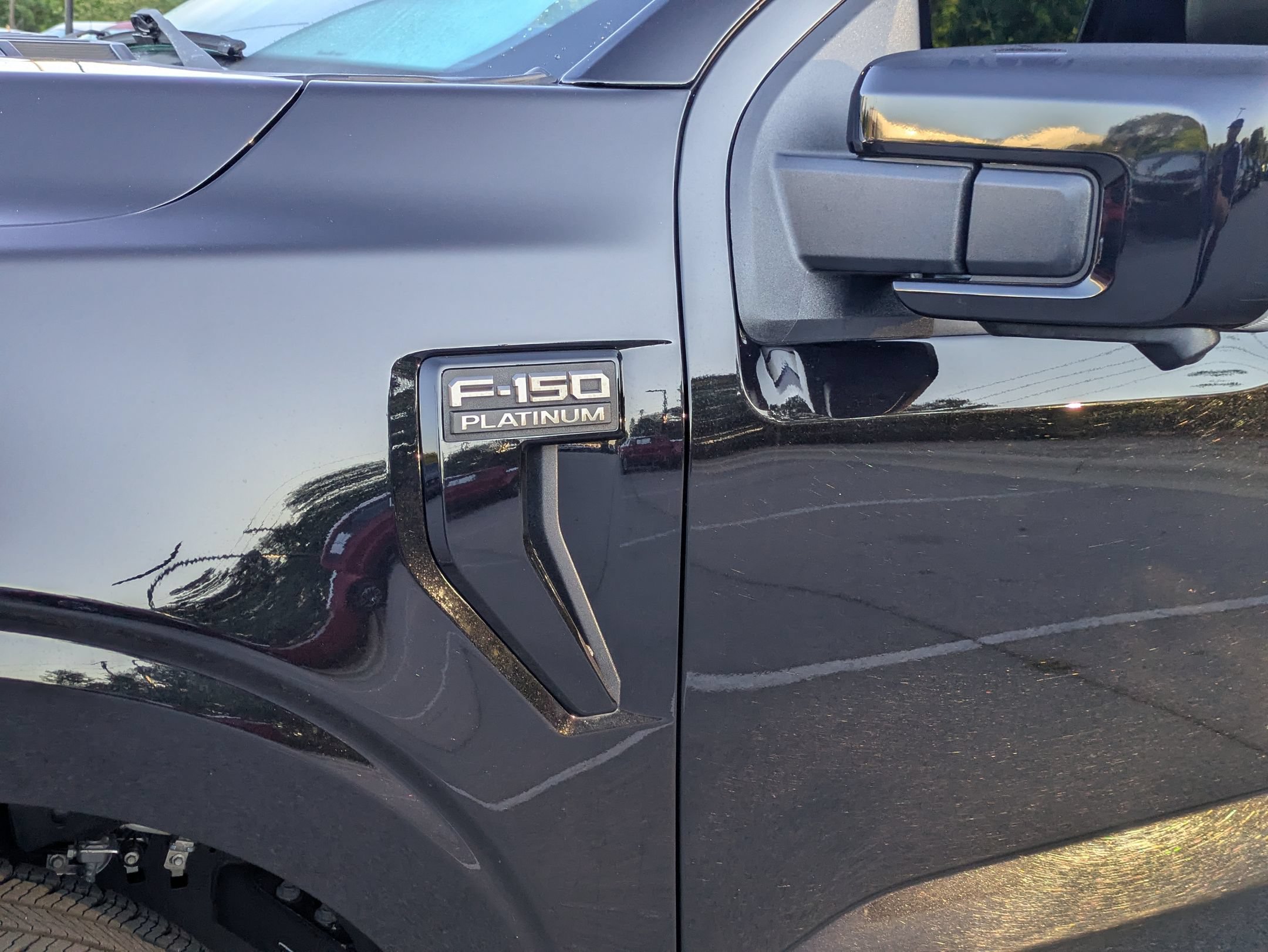 Certified 2025 Ford F150 Platinum w/ Equipment Group 702A High AWD/4WD image 12