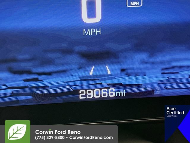 Used 2025 Chevrolet Suburban High Country image 15