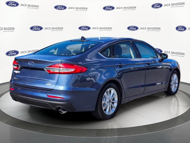 Certified 2019 Ford Fusion SE FWD image 5