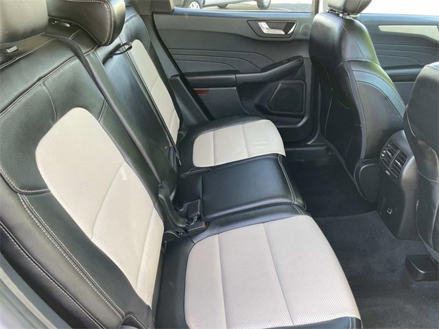 Certified 2022 Ford Escape Titanium w/ Titanium Elite Package image 35
