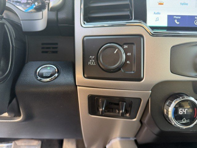 Certified 2022 Ford F350 Lariat w/ Tremor Off-Road Package AWD/4WD image 22