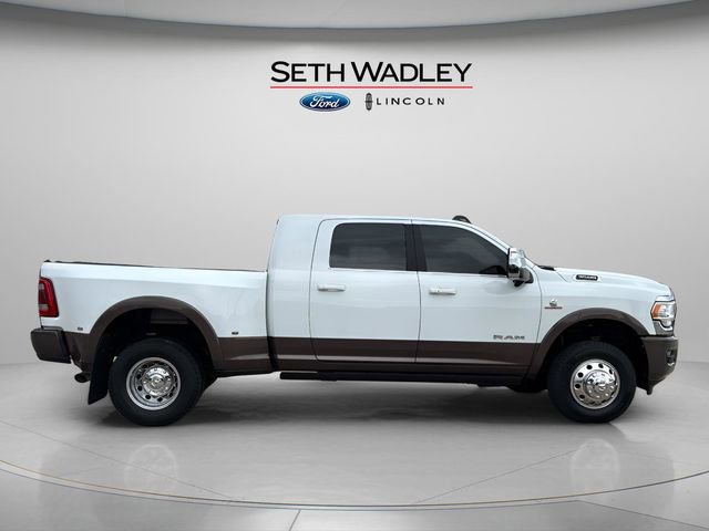 Used 2024 RAM 3500 Limited w/ Towing Technology Group image 6