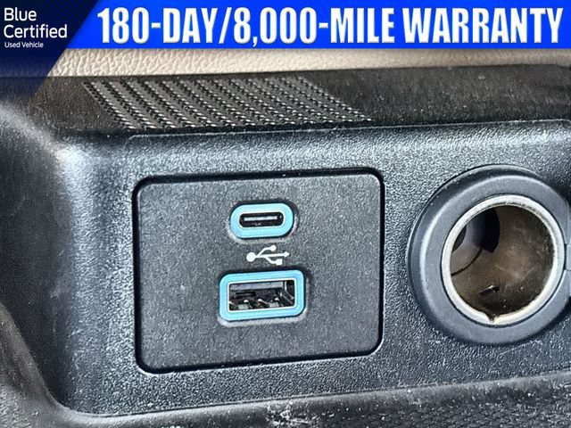 Certified 2020 Ford Escape Titanium AWD/4WD image 31