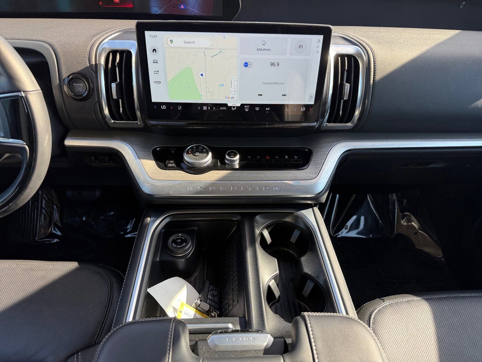 Certified 2025 Ford Expedition Platinum image 11