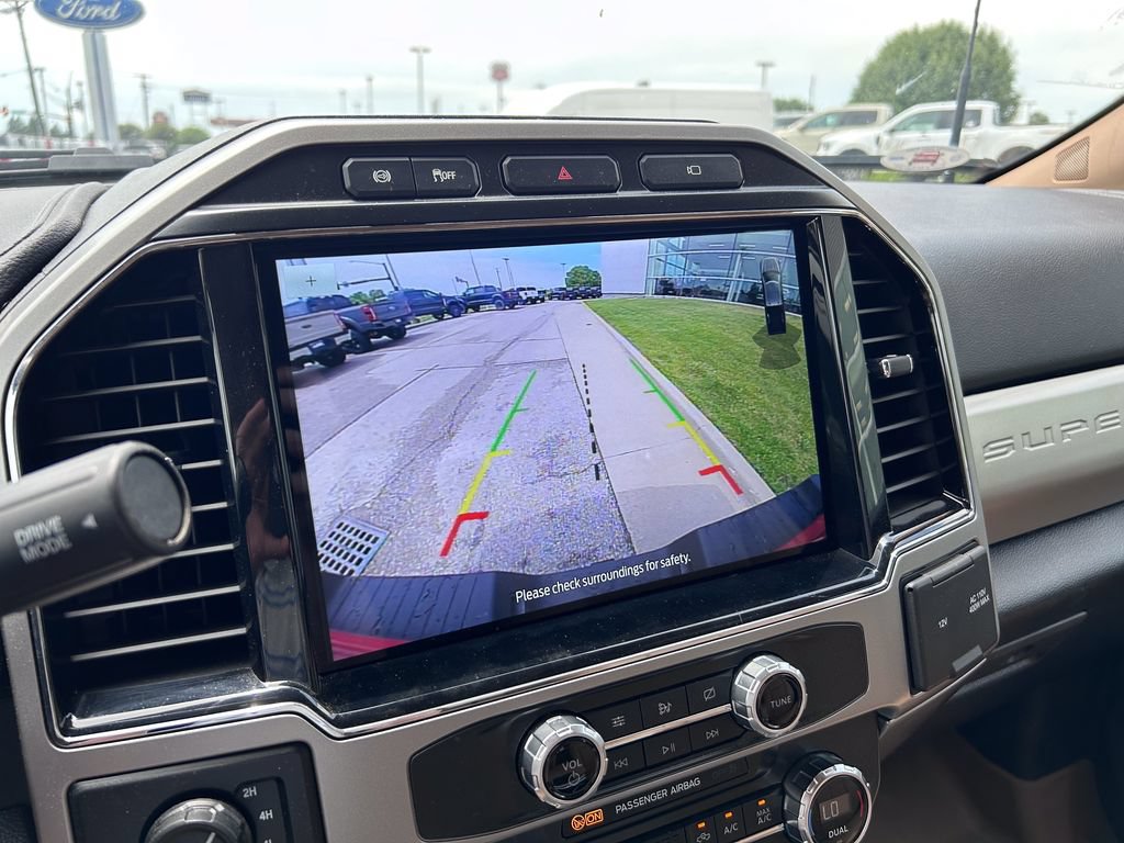 Certified 2022 Ford F350 Lariat w/ Lariat Ultimate Package AWD/4WD image 25