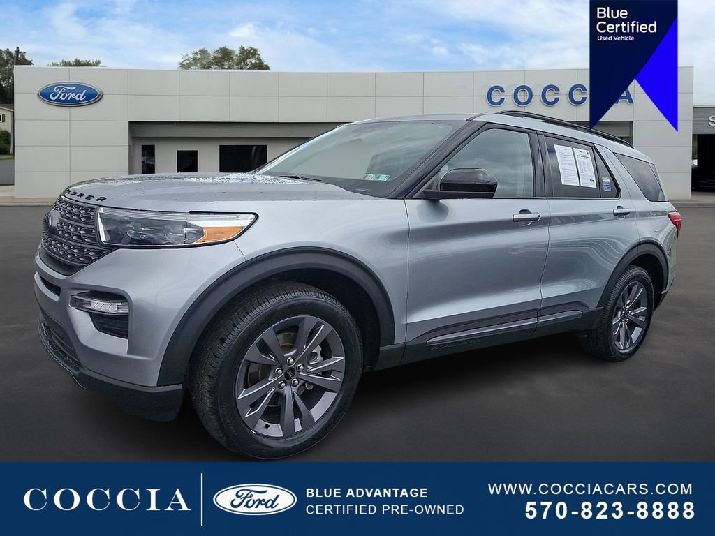 Certified 2023 Ford Explorer XLT w/ Equipment Group 202A AWD/4WD image 1