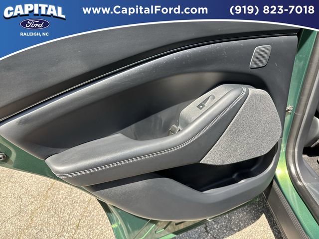 Certified 2025 Ford Mustang Mach-E Premium AWD/4WD image 17