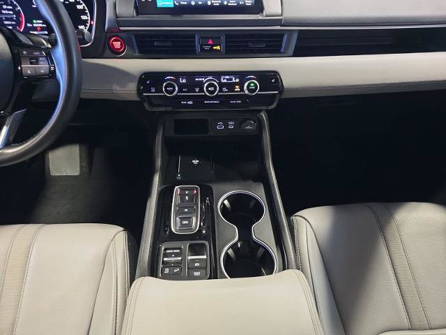 Used 2025 Honda Pilot Touring image 15
