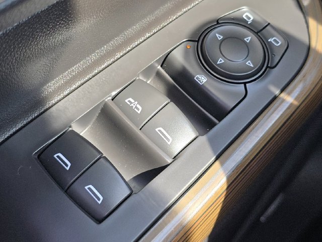Used 2021 GMC Acadia SLE w/ Driver Convenience Package AWD/4WD image 29