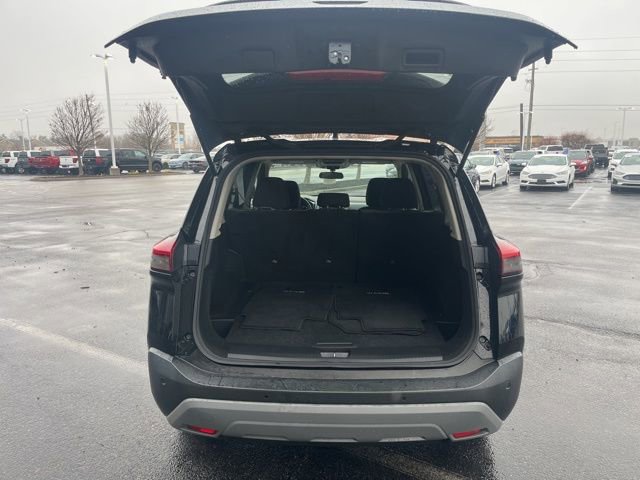 Used 2022 Nissan Rogue SV image 10