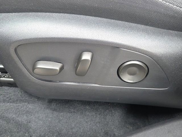 Used 2024 Chevrolet Traverse LT w/ LPO, Floor Liner Package FWD image 27