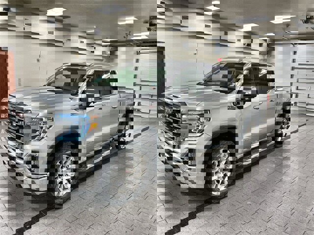 Used 2021 GMC Sierra 1500 SLT w/ SLT Premium Plus Package image 3