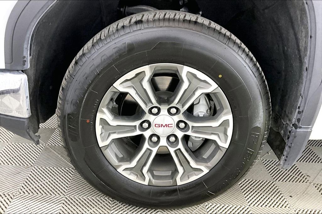 Used 2025 GMC Sierra 1500 SLT image 7