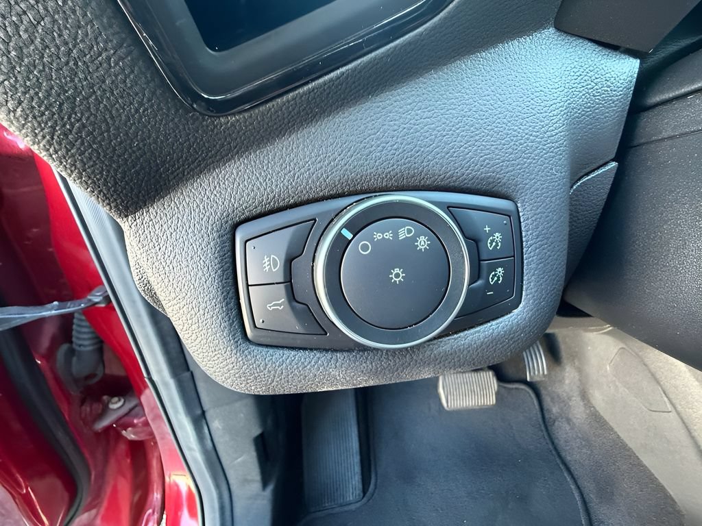 Certified 2018 Ford Escape Titanium AWD/4WD image 19