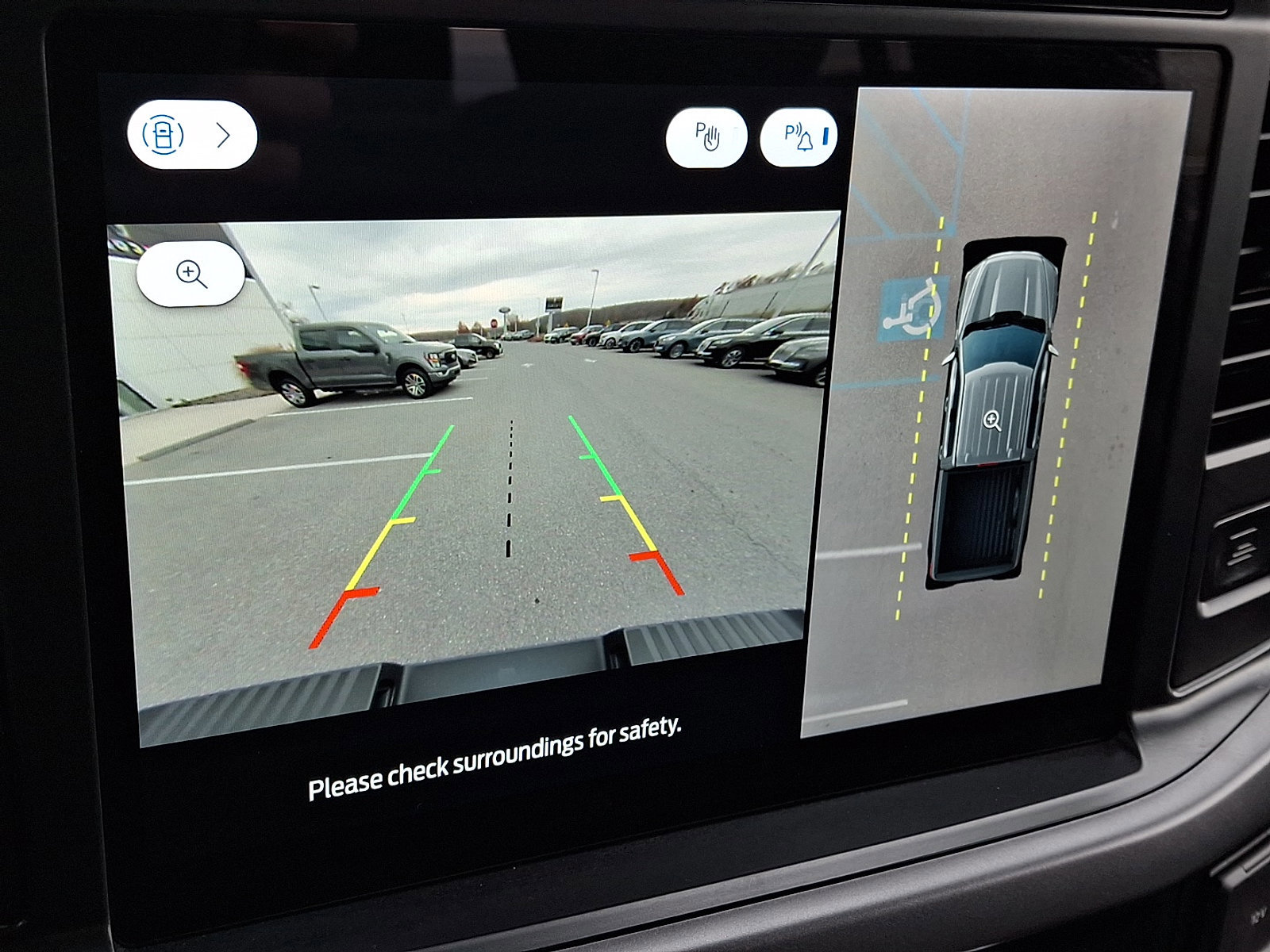 Certified 2025 Ford F150 XLT w/ Equipment Group 302A MID image 18