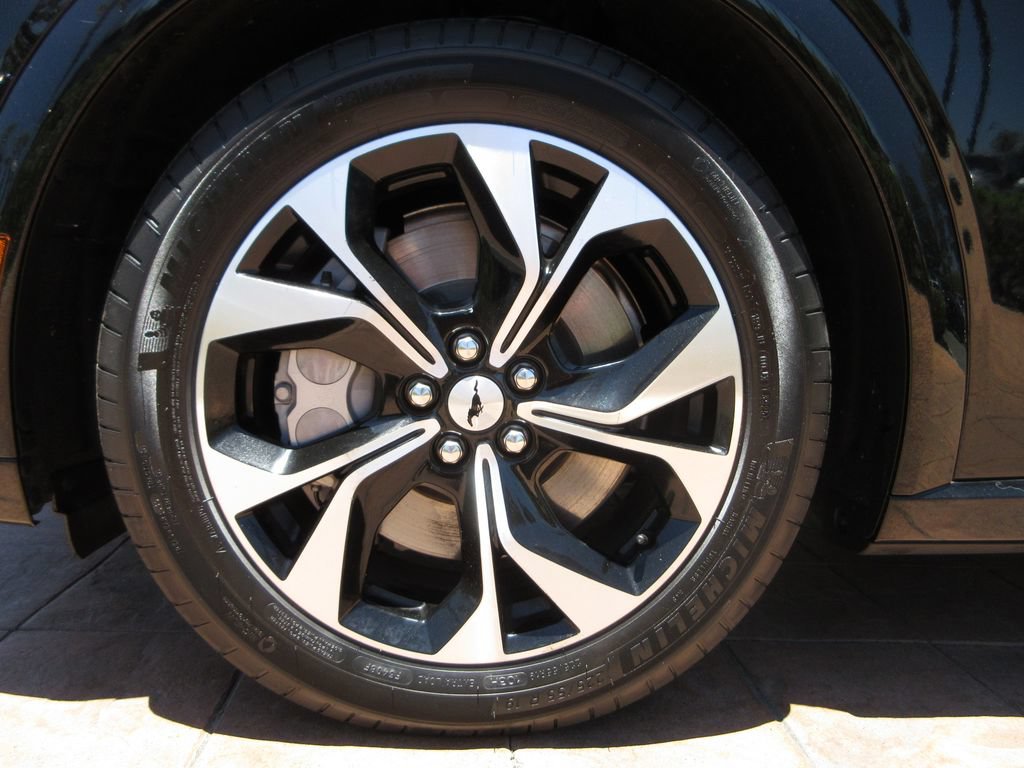 Certified 2022 Ford Mustang Mach-E Premium RWD image 8