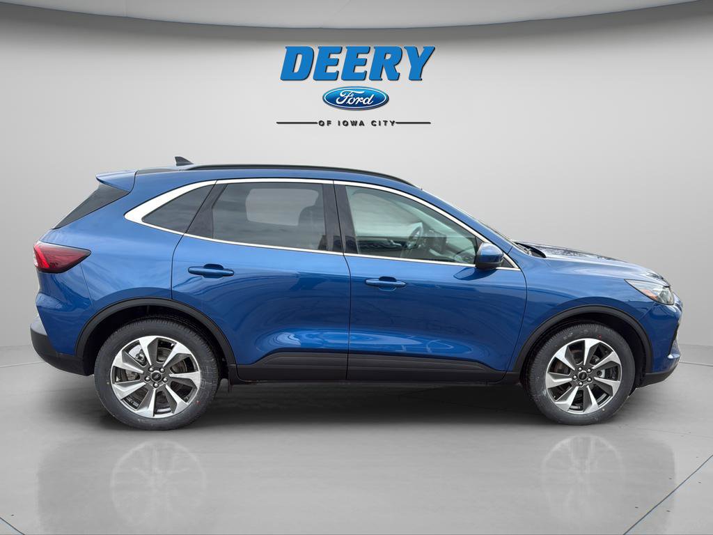 Certified 2023 Ford Escape Platinum AWD/4WD image 12