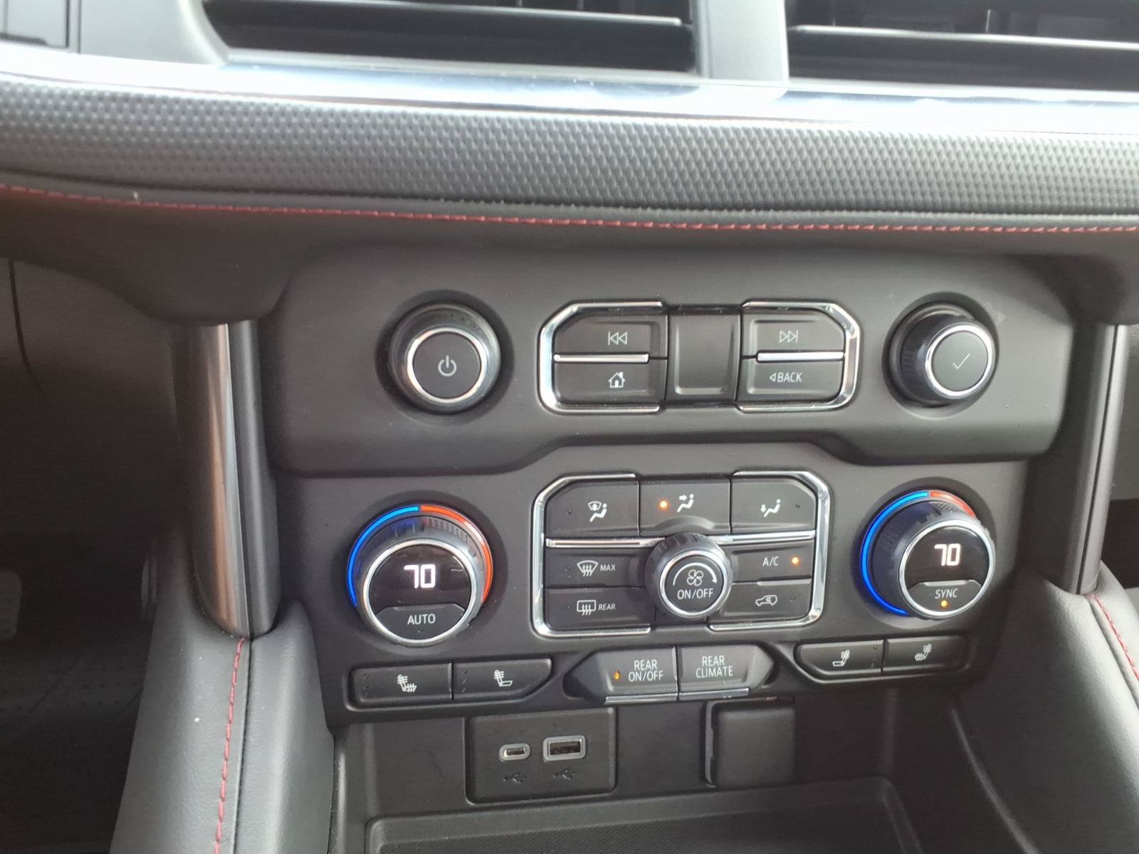 Used 2021 Chevrolet Tahoe RST w/ Luxury Package AWD/4WD image 24