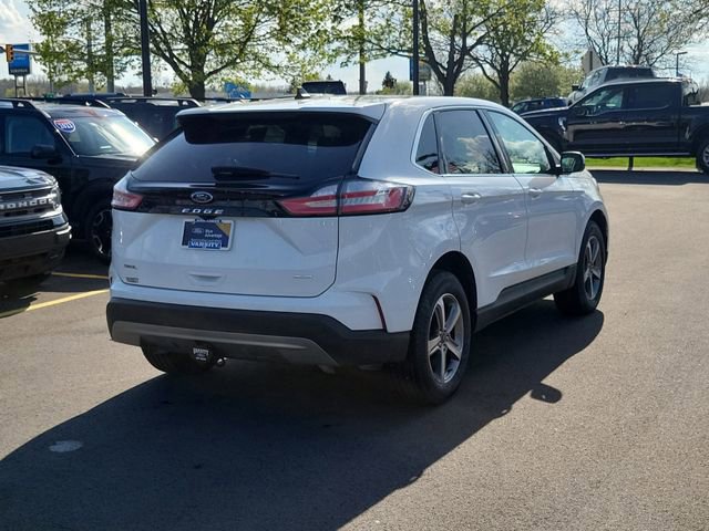 Certified 2023 Ford Edge SEL w/ Convenience Package AWD/4WD image 3