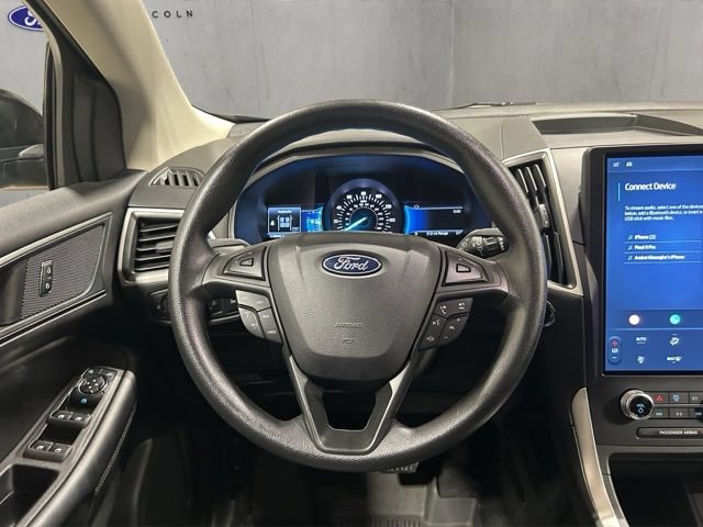 Certified 2024 Ford Edge SE w/ Black Appearance Package AWD/4WD image 14