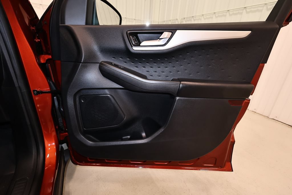 Certified 2020 Ford Escape SEL AWD/4WD image 20