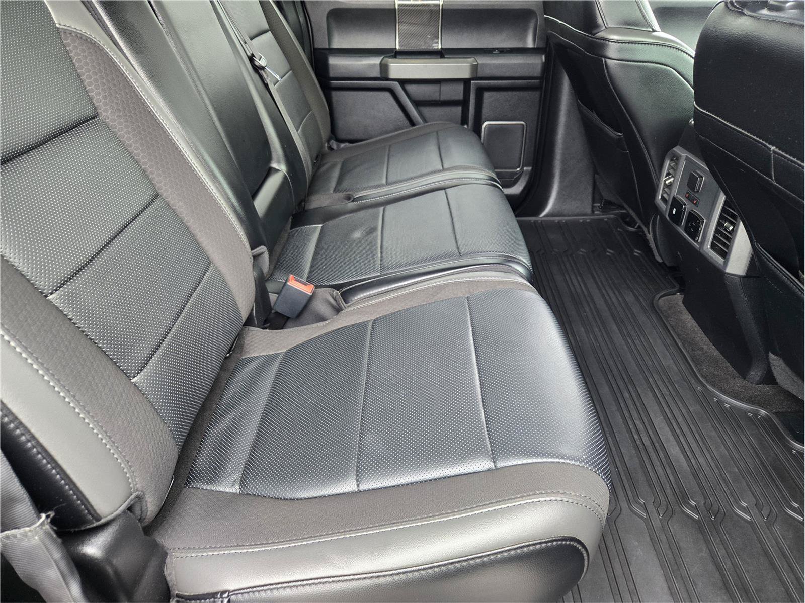 Certified 2019 Ford F150 Raptor w/ Equipment Group 802A Luxury AWD/4WD image 29