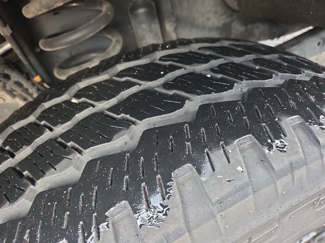 Certified 2024 Ford F350 Lariat w/ Black Appearance Package image 28