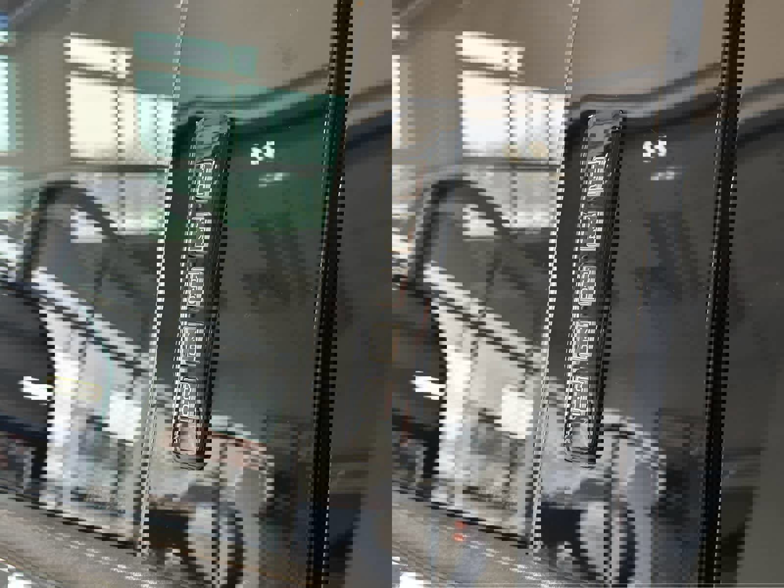 Certified 2017 Ford F350 Lariat w/ Chrome Package image 28