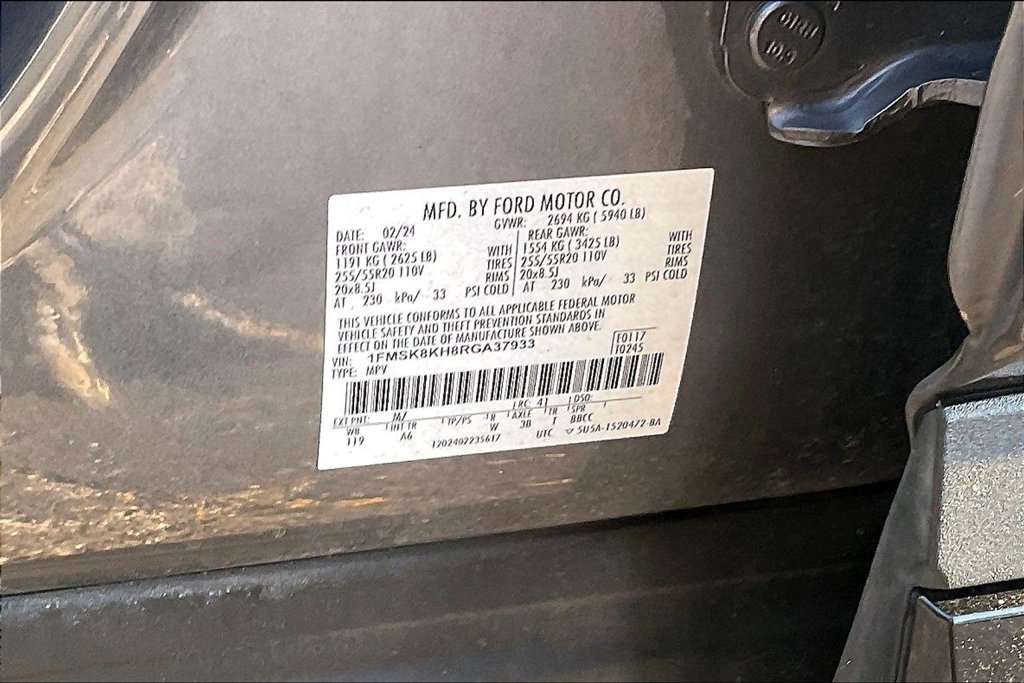 Certified 2024 Ford Explorer ST-Line w/ Class IV Trailer Tow Package AWD/4WD image 34
