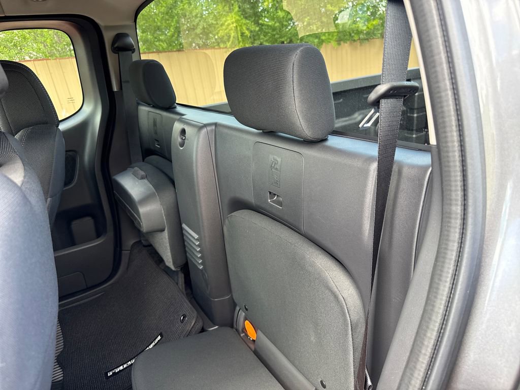 Used 2025 Nissan Frontier SV AWD/4WD image 21
