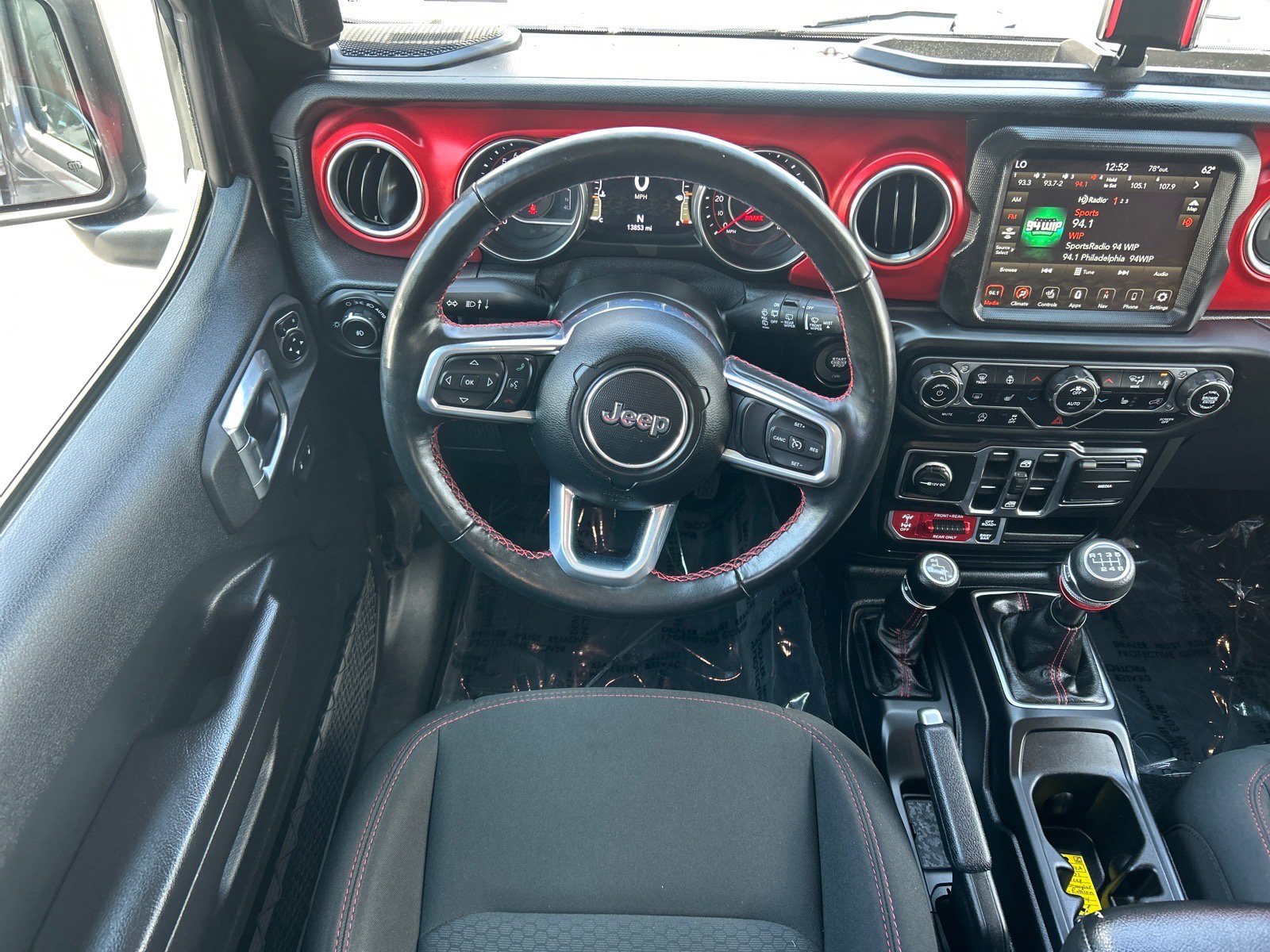 Used 2021 Jeep Wrangler Unlimited Rubicon AWD/4WD image 5
