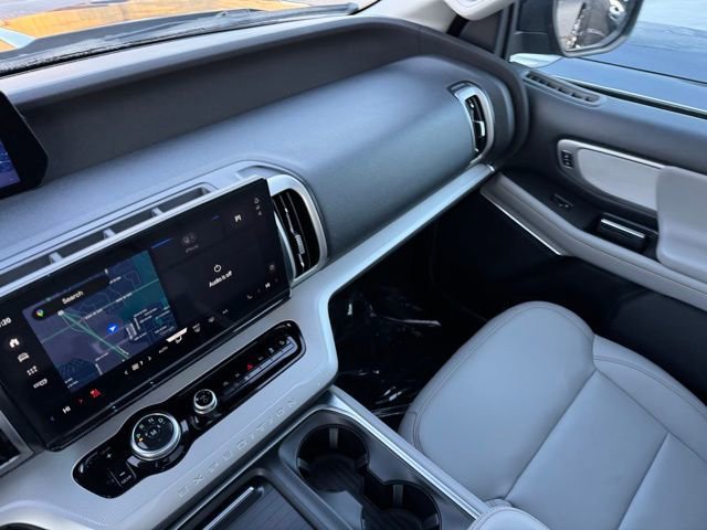 Certified 2025 Ford Expedition Max Active image 33