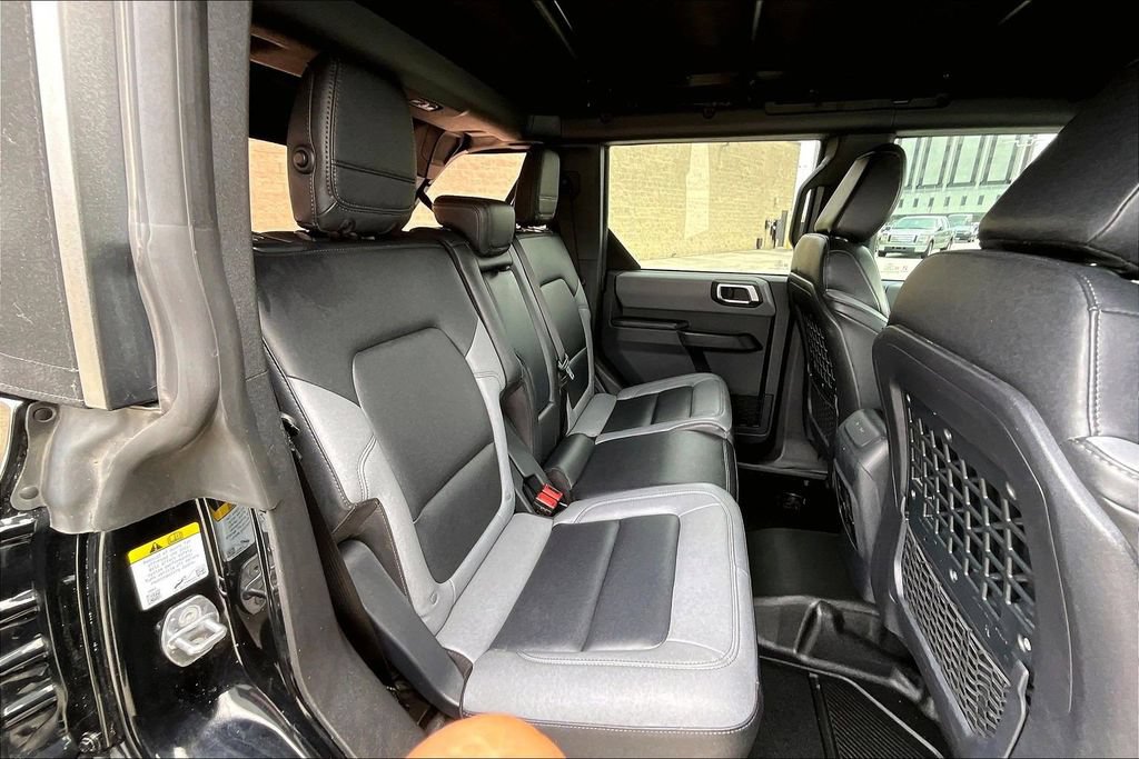 Certified 2024 Ford Bronco Big Bend w/ Sasquatch Package AWD/4WD image 25