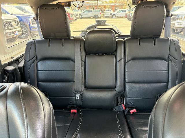 Used 2018 Jeep Wrangler Unlimited Sahara w/ Dual Top Group image 15