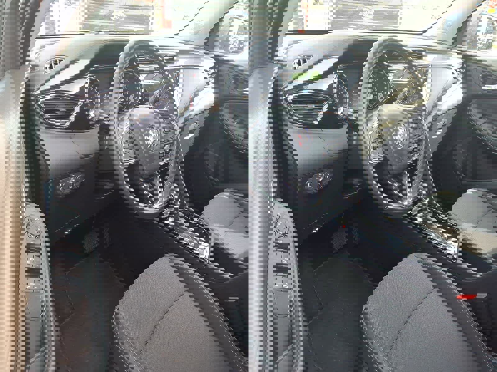 Used 2022 Buick Encore GX Select image 6