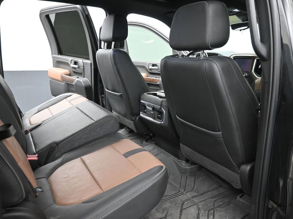 Used 2023 Chevrolet Silverado 3500 High Country image 17