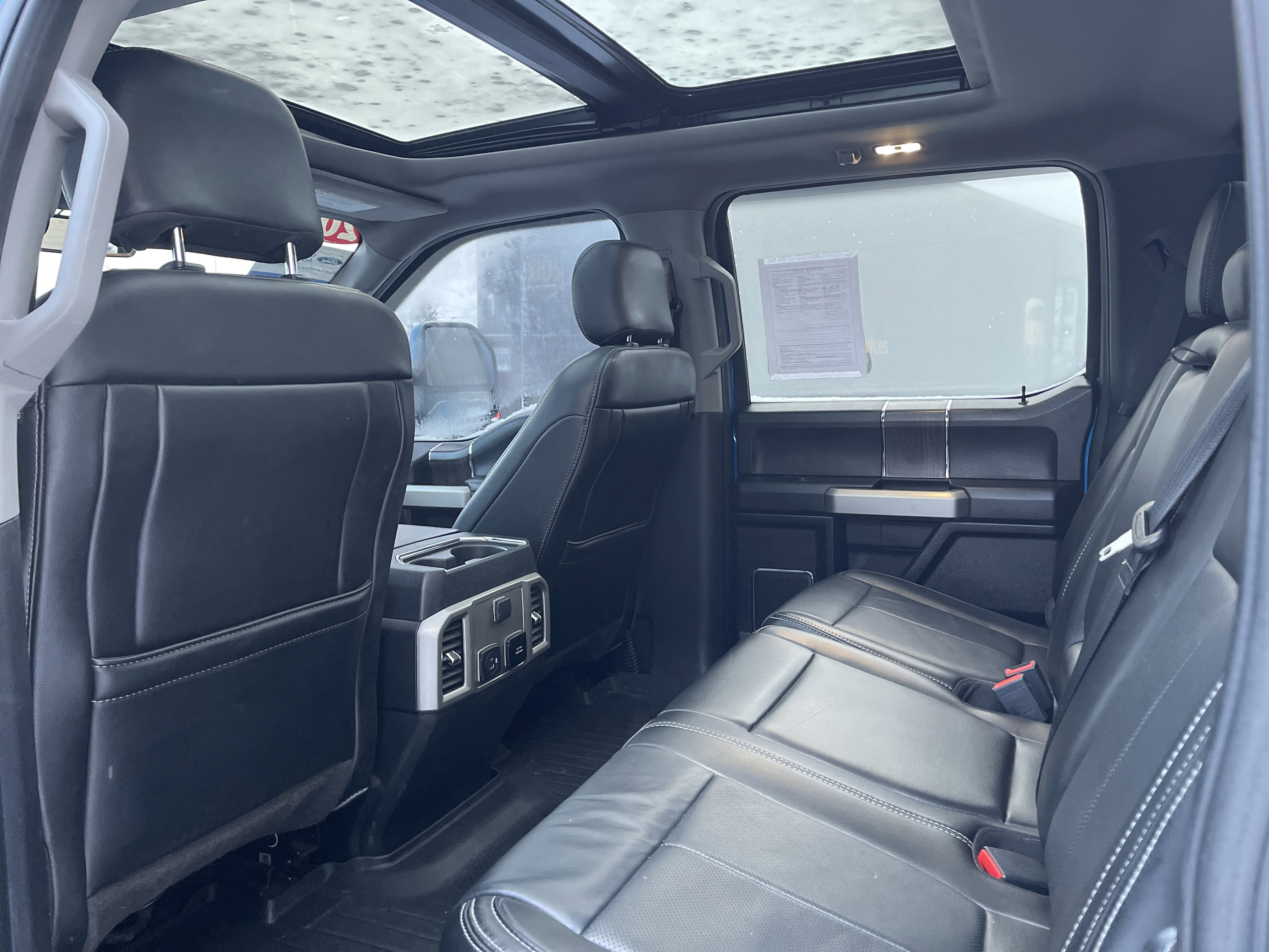 Certified 2020 Ford F350 Lariat w/ Tremor Off-Road Package image 11